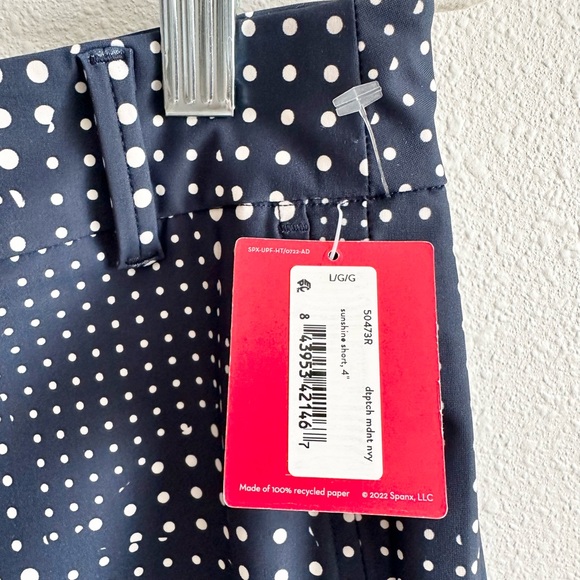 NWT Spanx Sunshine 4” Shorts in Dot Patch Midnight Navy Size Large - Picture 4 of 10